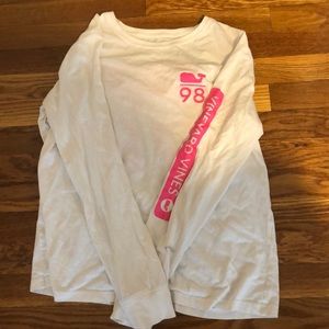 Vineyard vines long sleeve T.